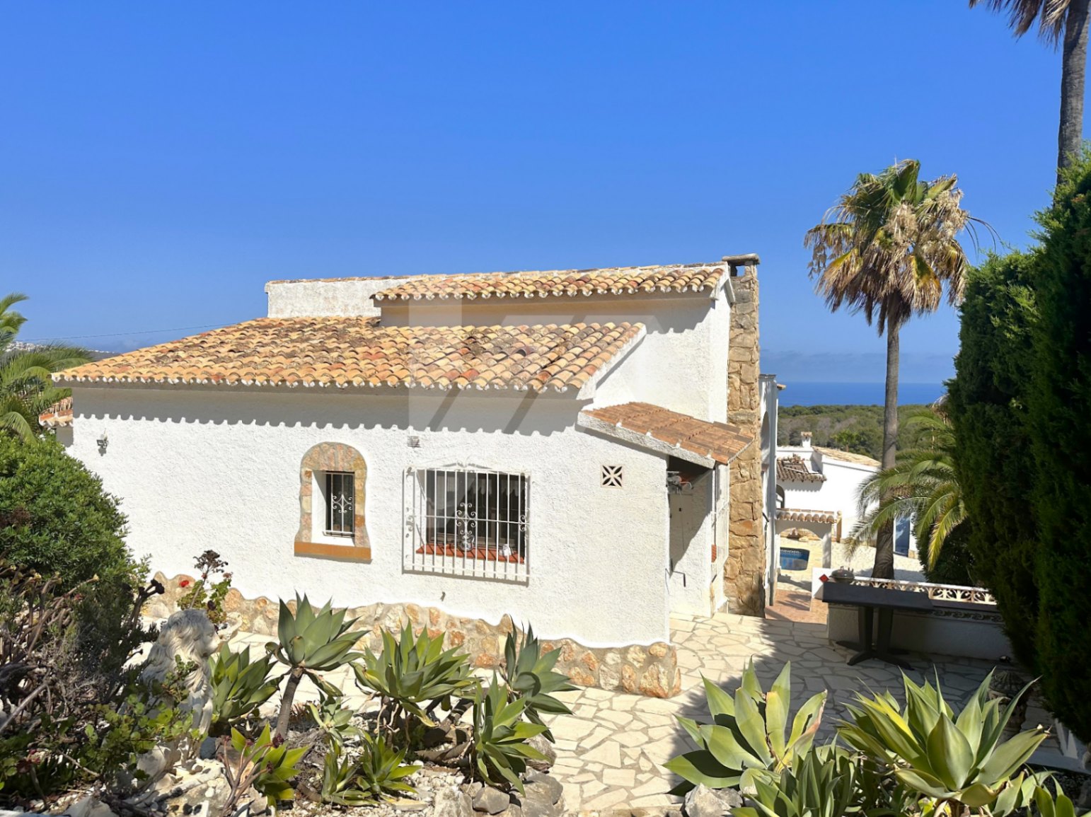 Villa zu verkaufen in Moraira mit spektakulärem Meerblick.