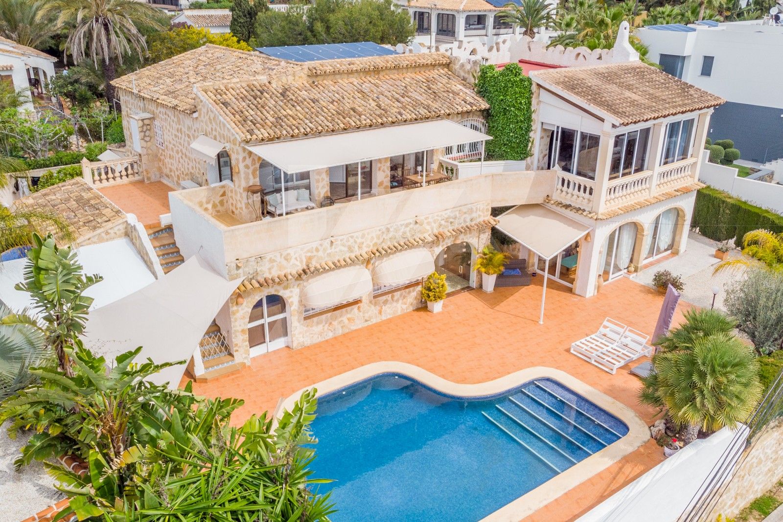 Luxusvilla zum Verkauf in Moraira, Pla del Mar, mit Meerblick.