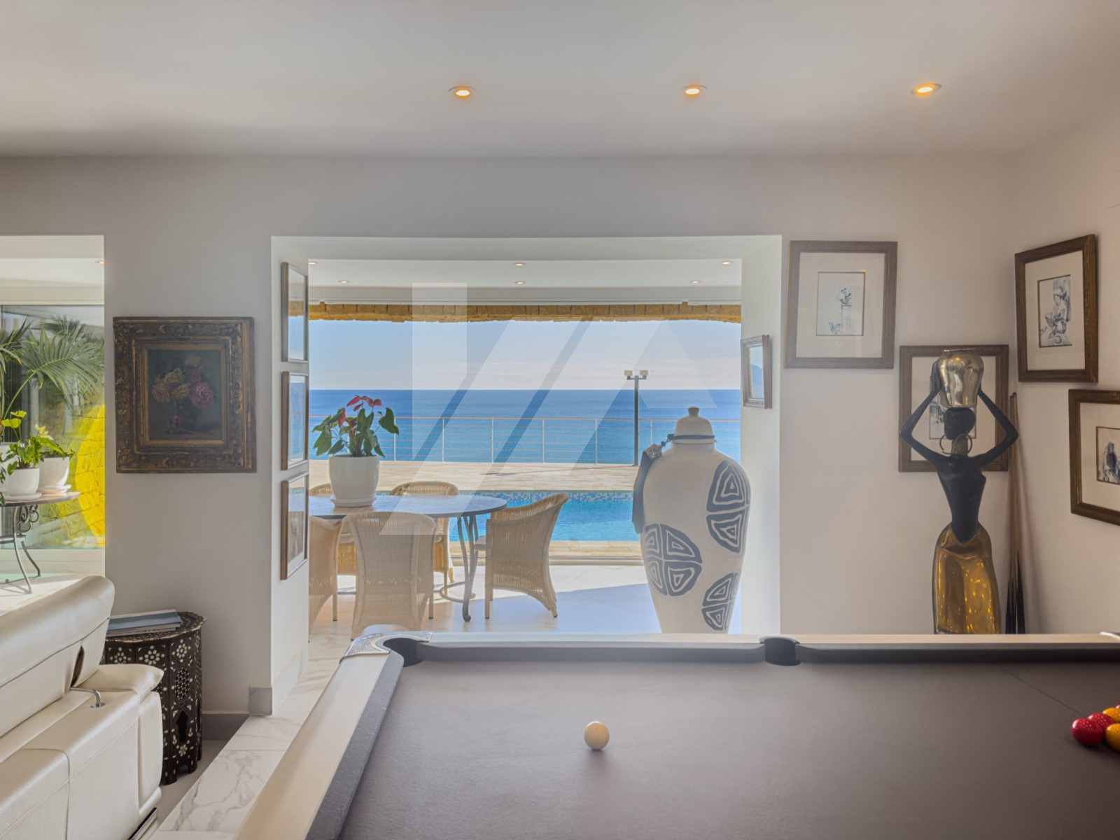 Villa zu verkaufen mit Meerblick in La Fustera, Benissa.