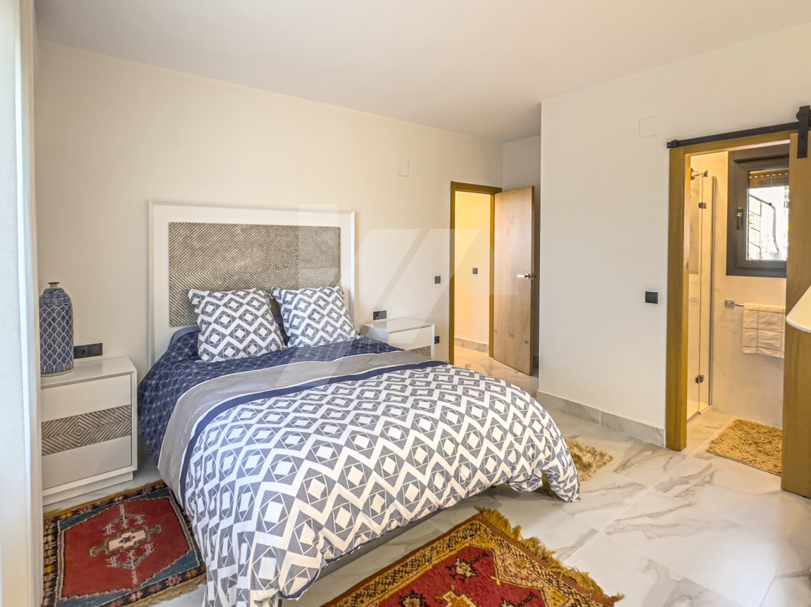 Villa zu verkaufen mit Meerblick in La Fustera, Benissa.