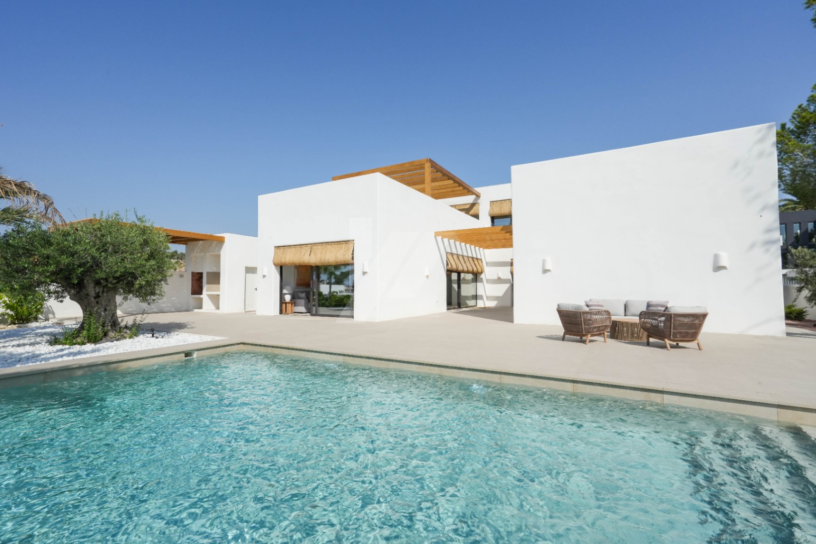 Moderne Villa zum Verkauf in Moraira, Costa Blanca.
