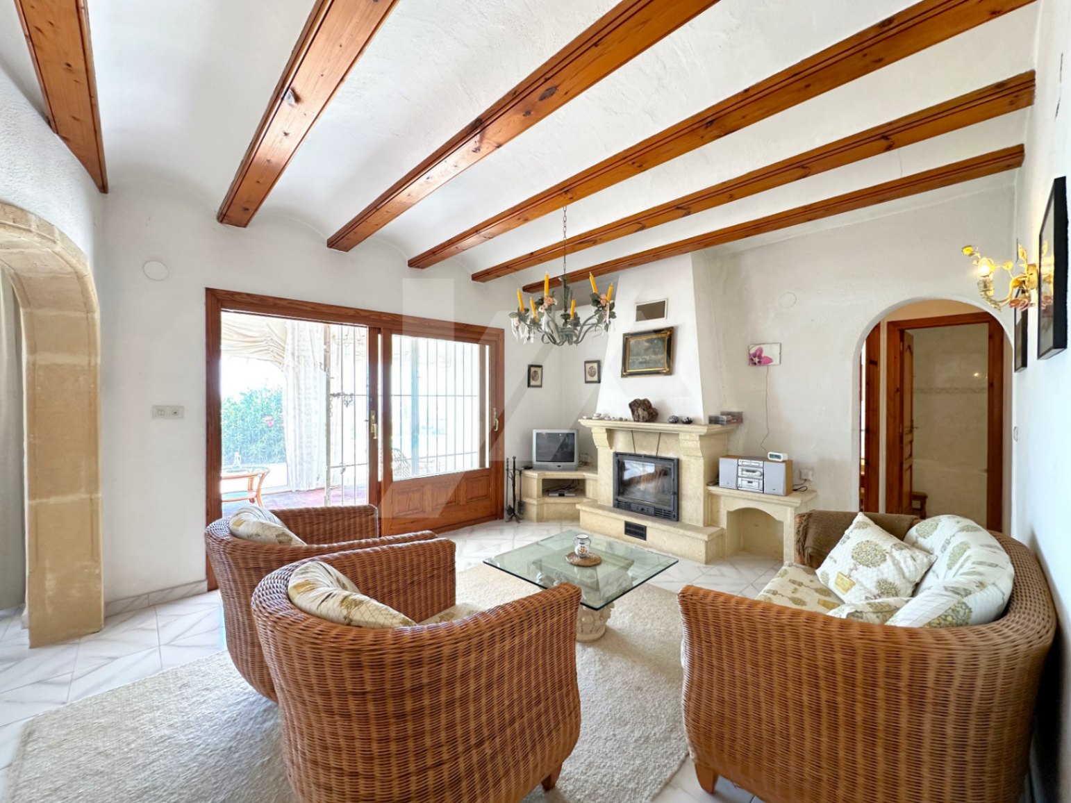 Villa con vistas panorámicas al mar en venta en Moraira, Benimeit.