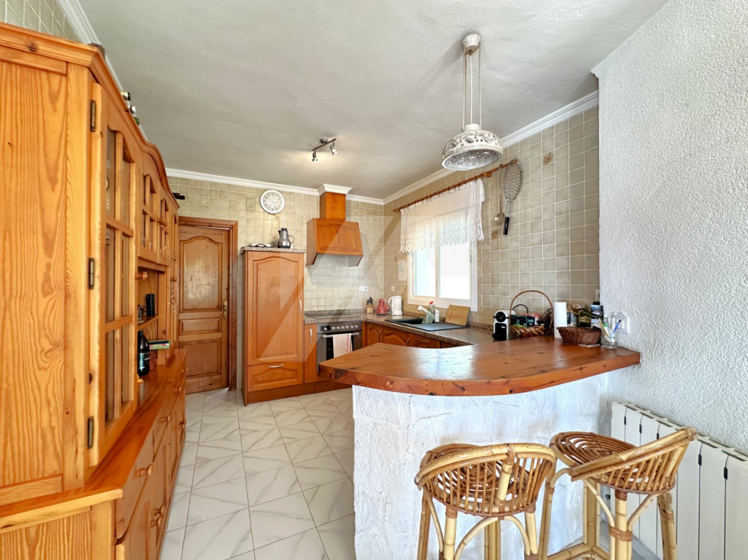 Villa con vistas panorámicas al mar en venta en Moraira, Benimeit.
