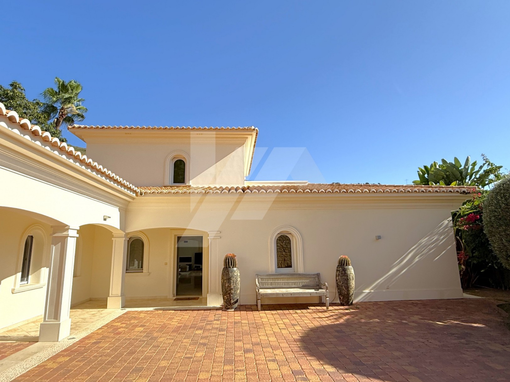 Luxusvilla zu verkaufen in Moraira, Costa Blanca.