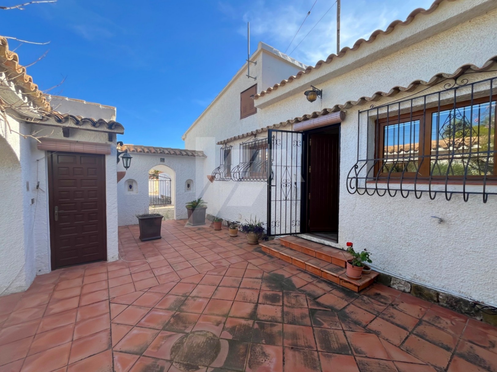 Villa im mediterranen Stil zu verkaufen in Benissa Costa, Costa Blanca.