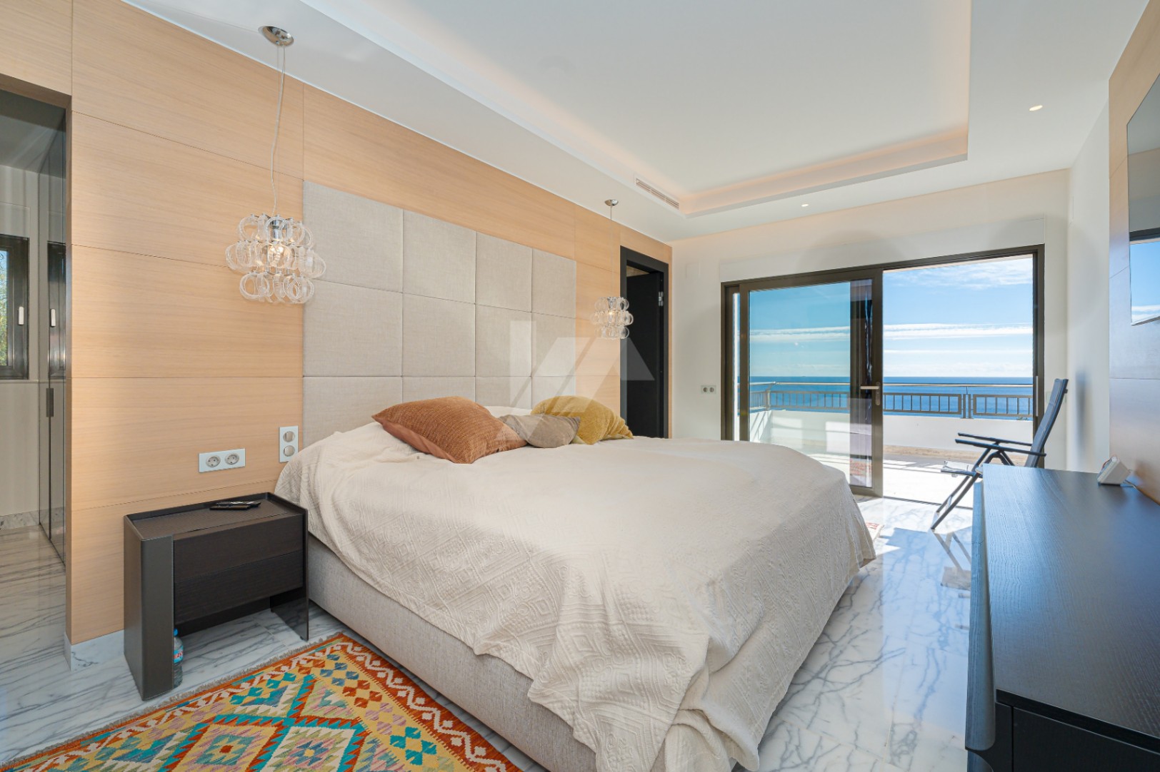 Luxusvilla in zweiter Meereslinie in Moraira zu verkaufen, mit Meerblick.