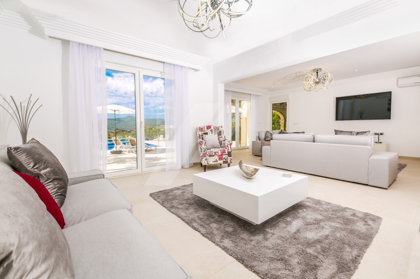 Exklusive Luxusvilla zu verkaufen in Jávea, Costa Blanca.