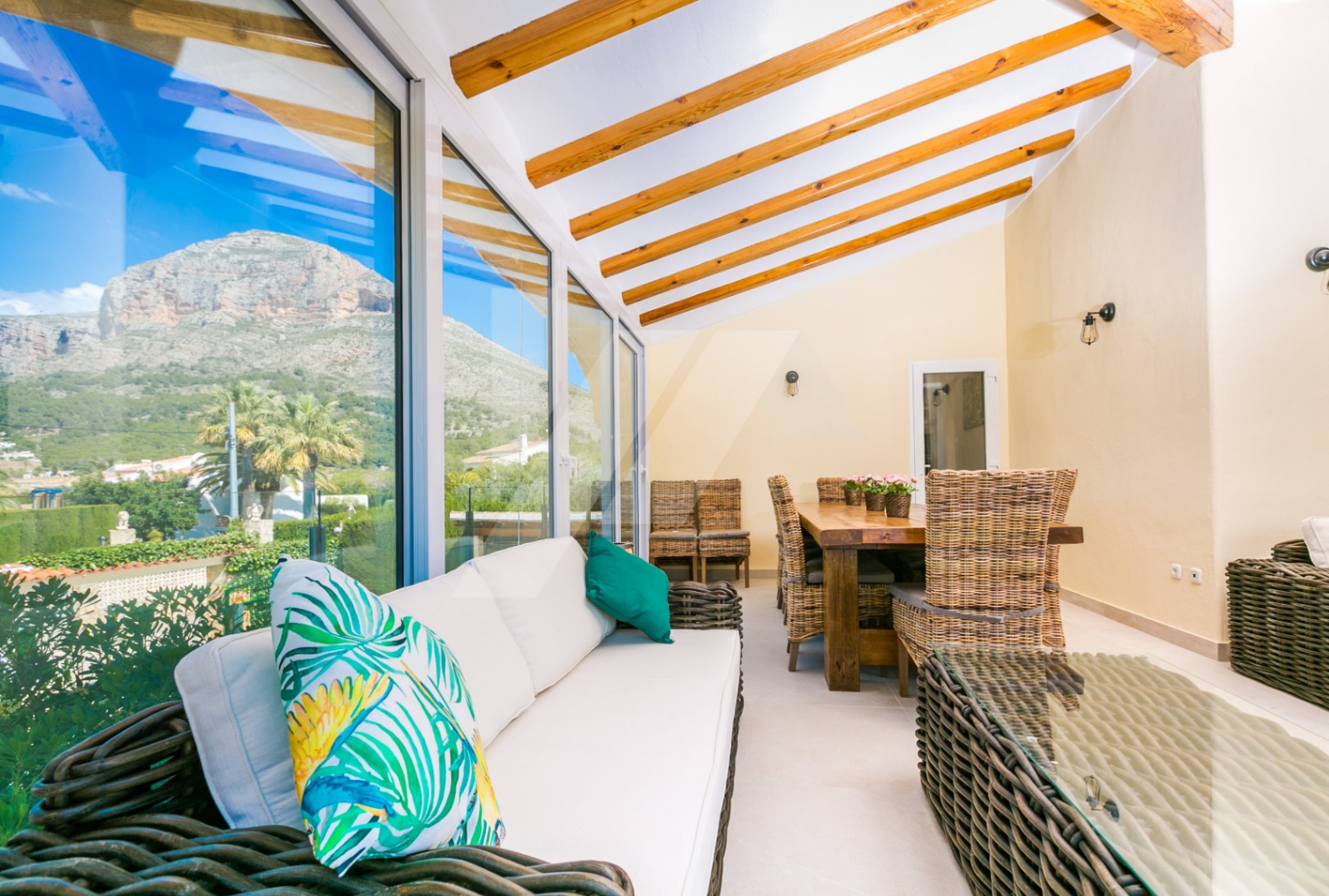 Exklusive Luxusvilla zu verkaufen in Jávea, Costa Blanca.