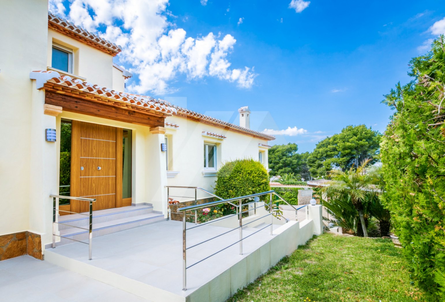 Exklusive Luxusvilla zu verkaufen in Jávea, Costa Blanca.