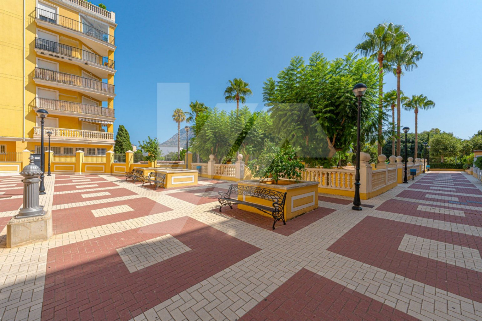 Penthouse mit Pool zu verkaufen in Denia, Costa Blanca.