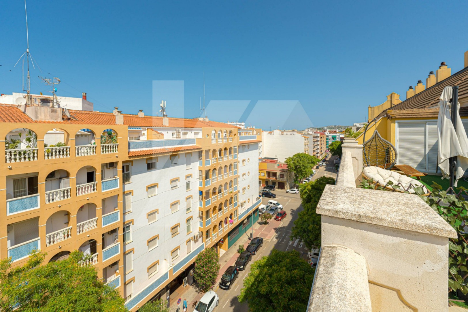 Penthouse mit Pool zu verkaufen in Denia, Costa Blanca.