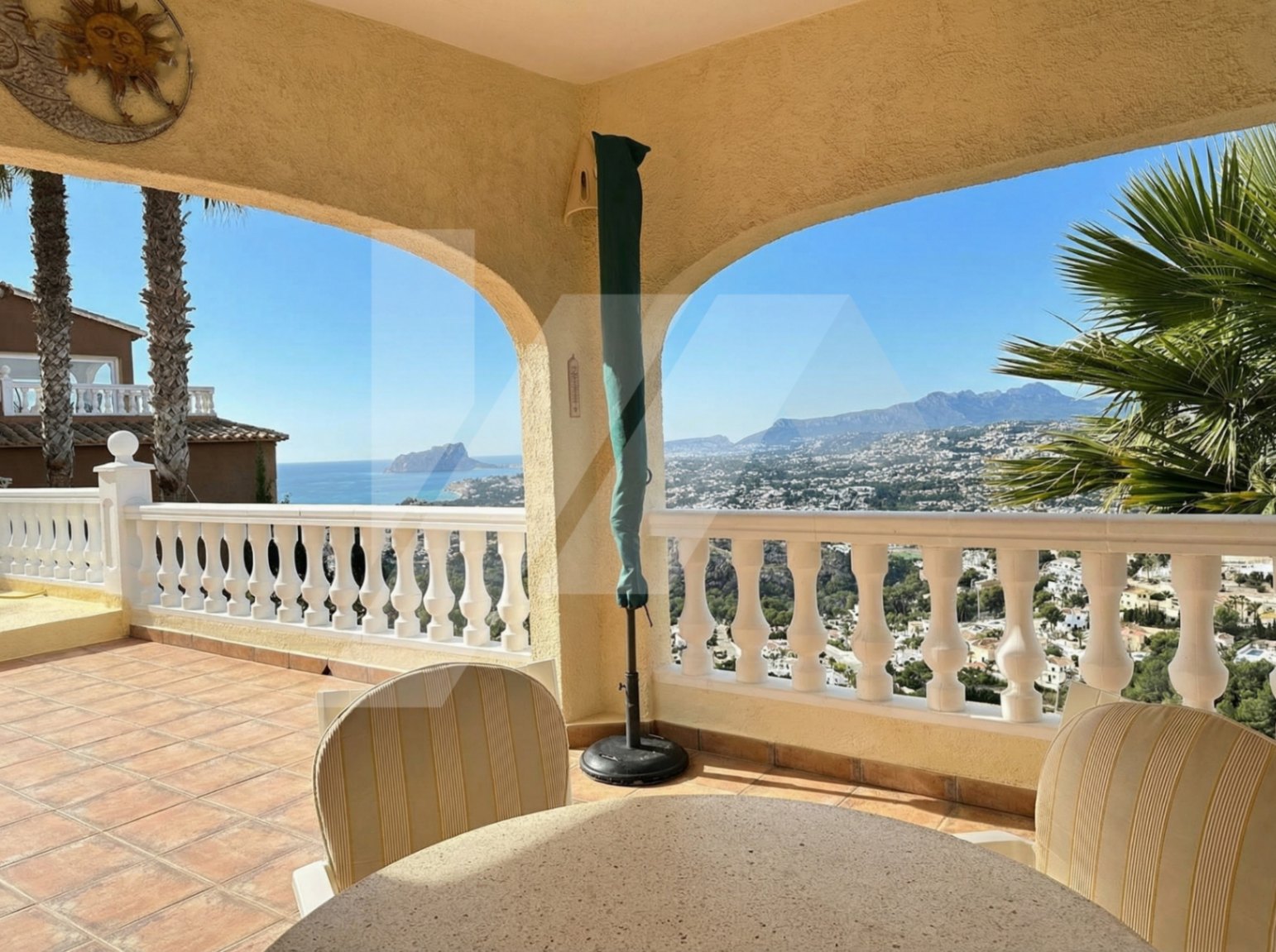 Villa mit Panoramameerblick zu verkaufen in Benitachell, Costa Blanca.