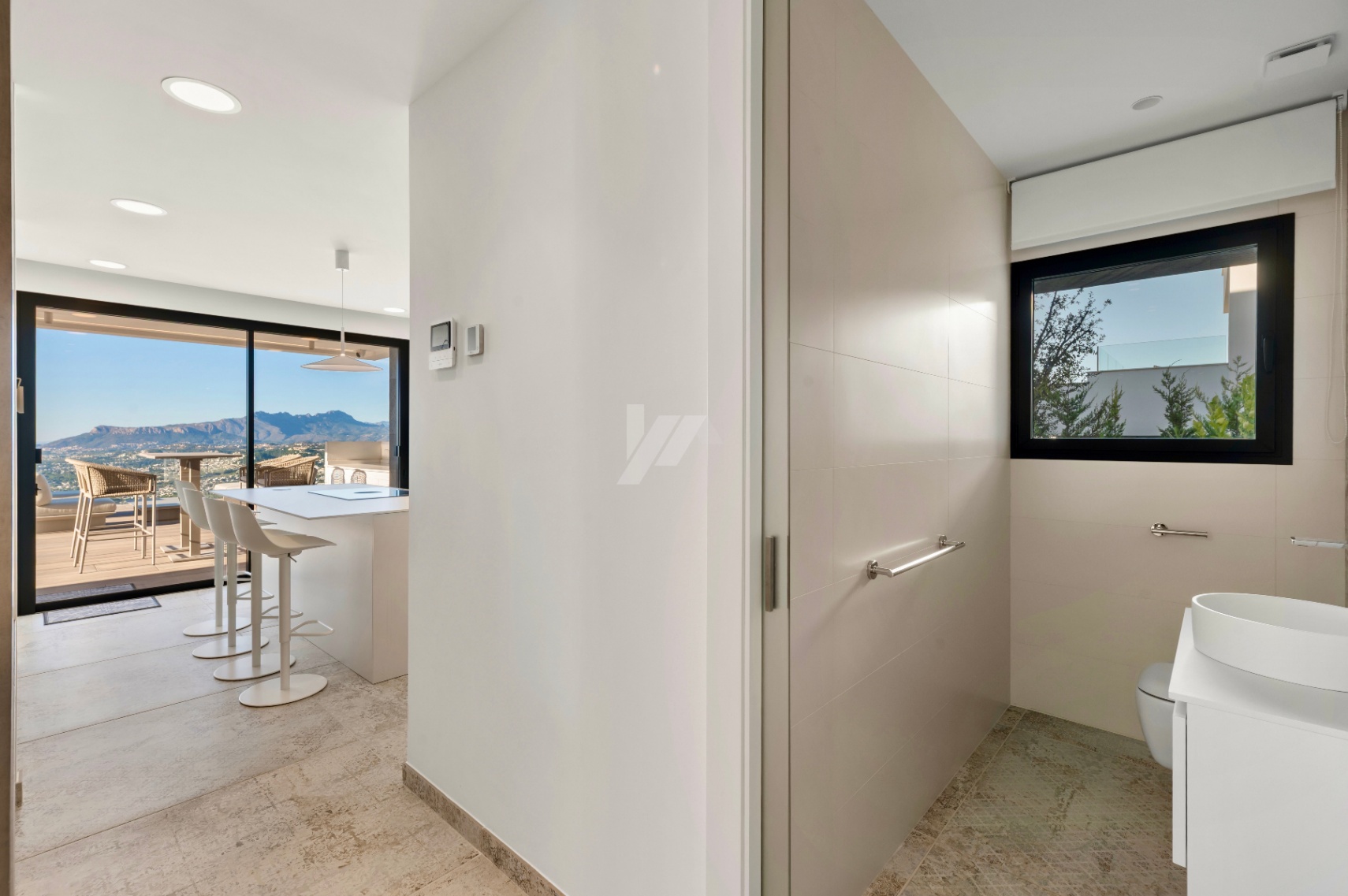 Exklusive Luxusvilla mit Meerblick zu verkaufen in Benitachell, Costa Blanca.