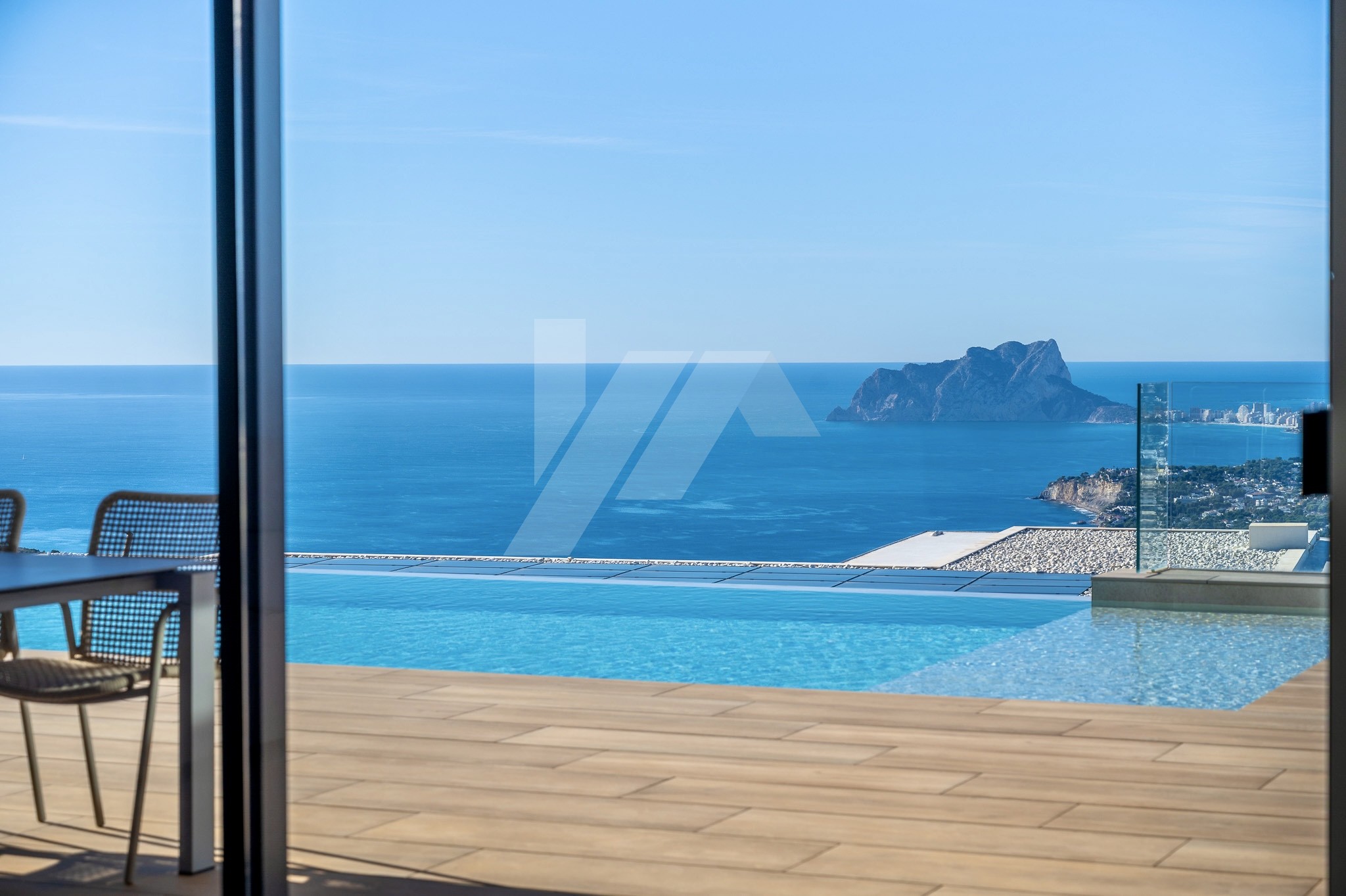 Exklusive Luxusvilla mit Meerblick zu verkaufen in Benitachell, Costa Blanca.