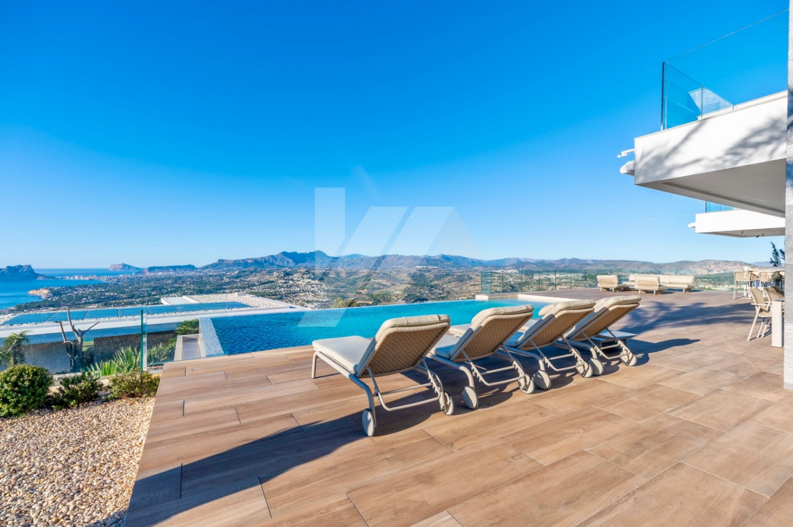 Exklusive Luxusvilla mit Meerblick zu verkaufen in Benitachell, Costa Blanca.