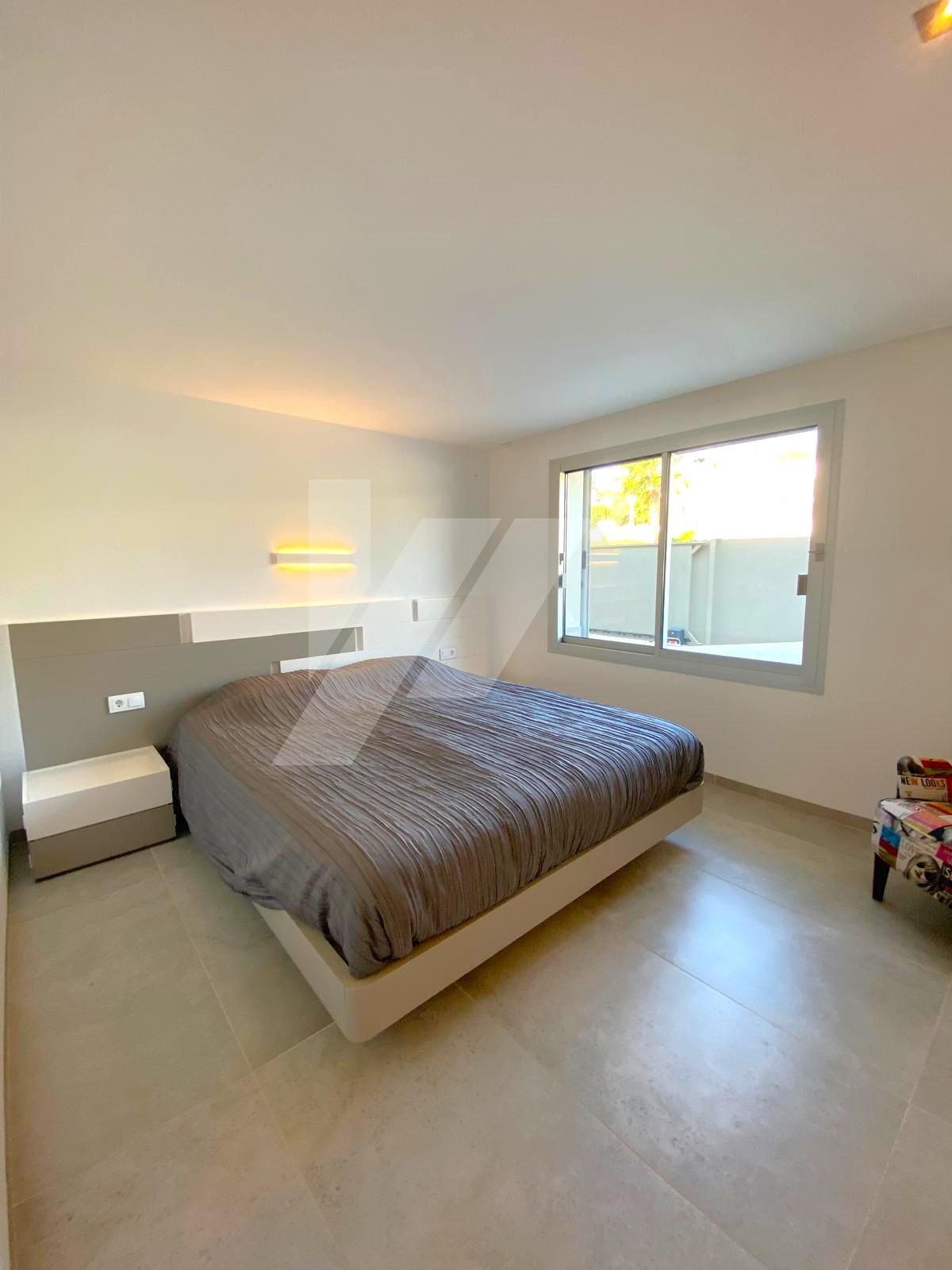 Luxusvilla zu verkaufen in Calpe, Costa Blanca.