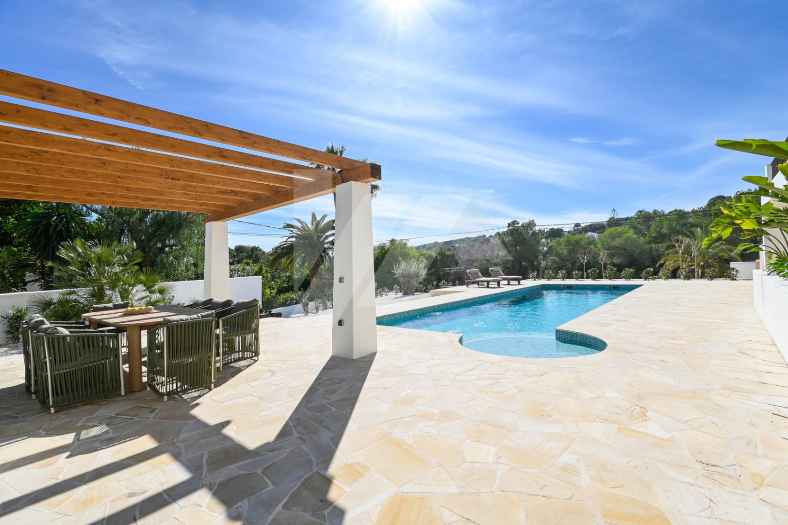 Luxusvilla zu verkaufen in Moraira, Costa Blanca.