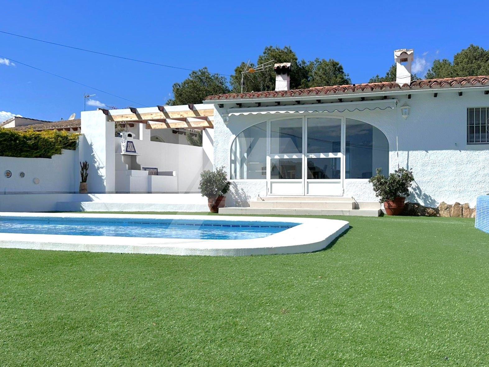 Villa mit Meerblick zu verkaufen in Moraira, Costa Blanca.
