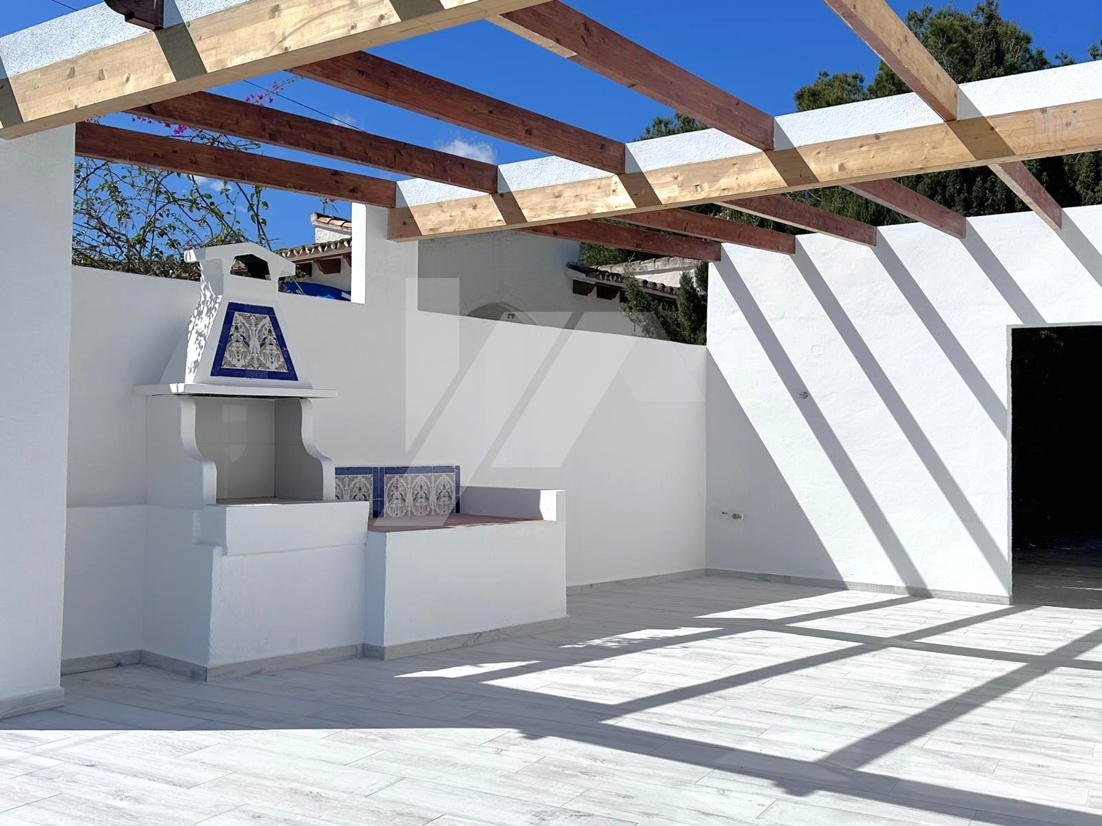 Villa mit Meerblick zu verkaufen in Moraira, Costa Blanca.