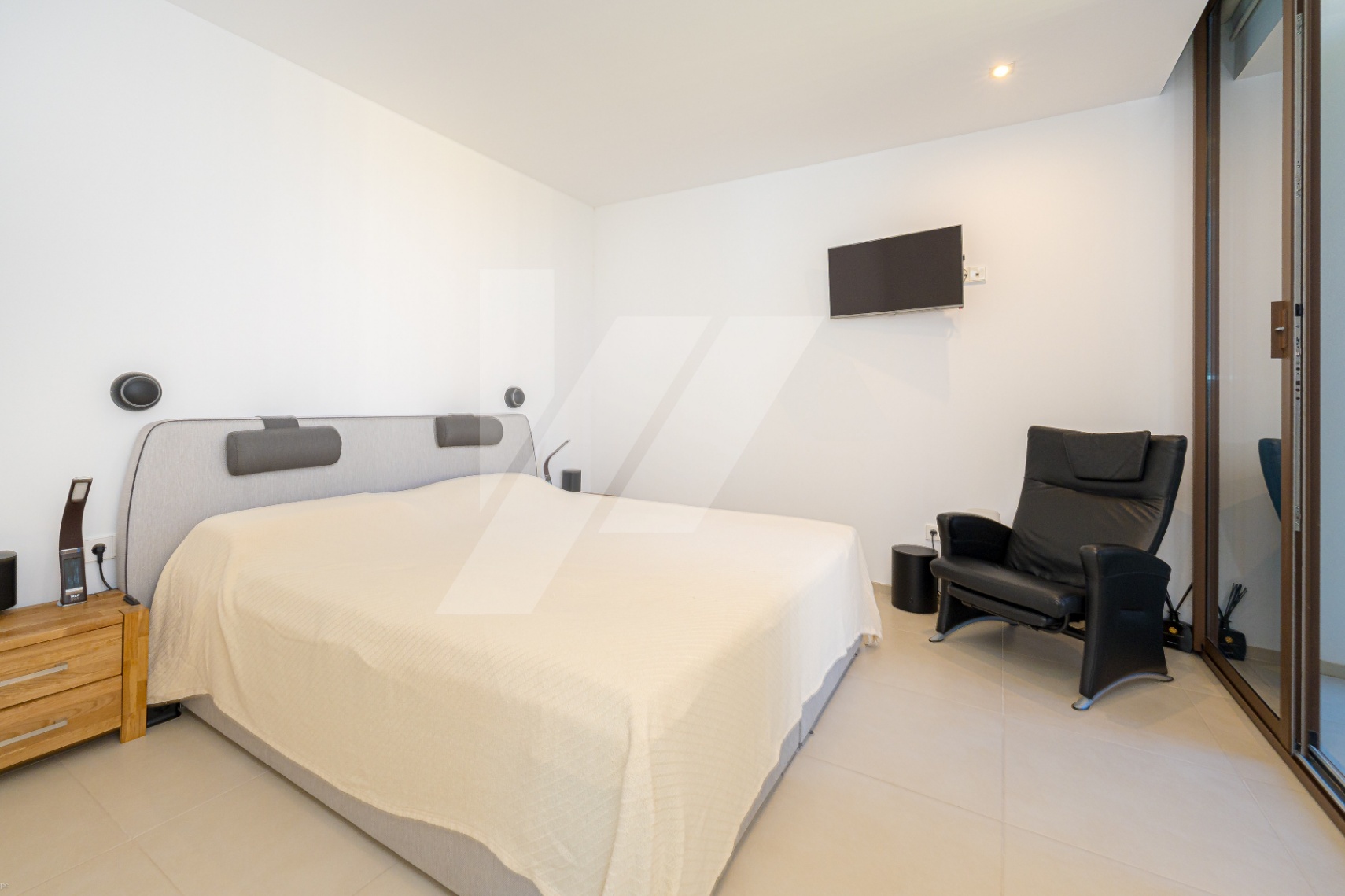 Moderne Villa zu verkaufen in Moraira mit Meerblick, Costa Blanca.