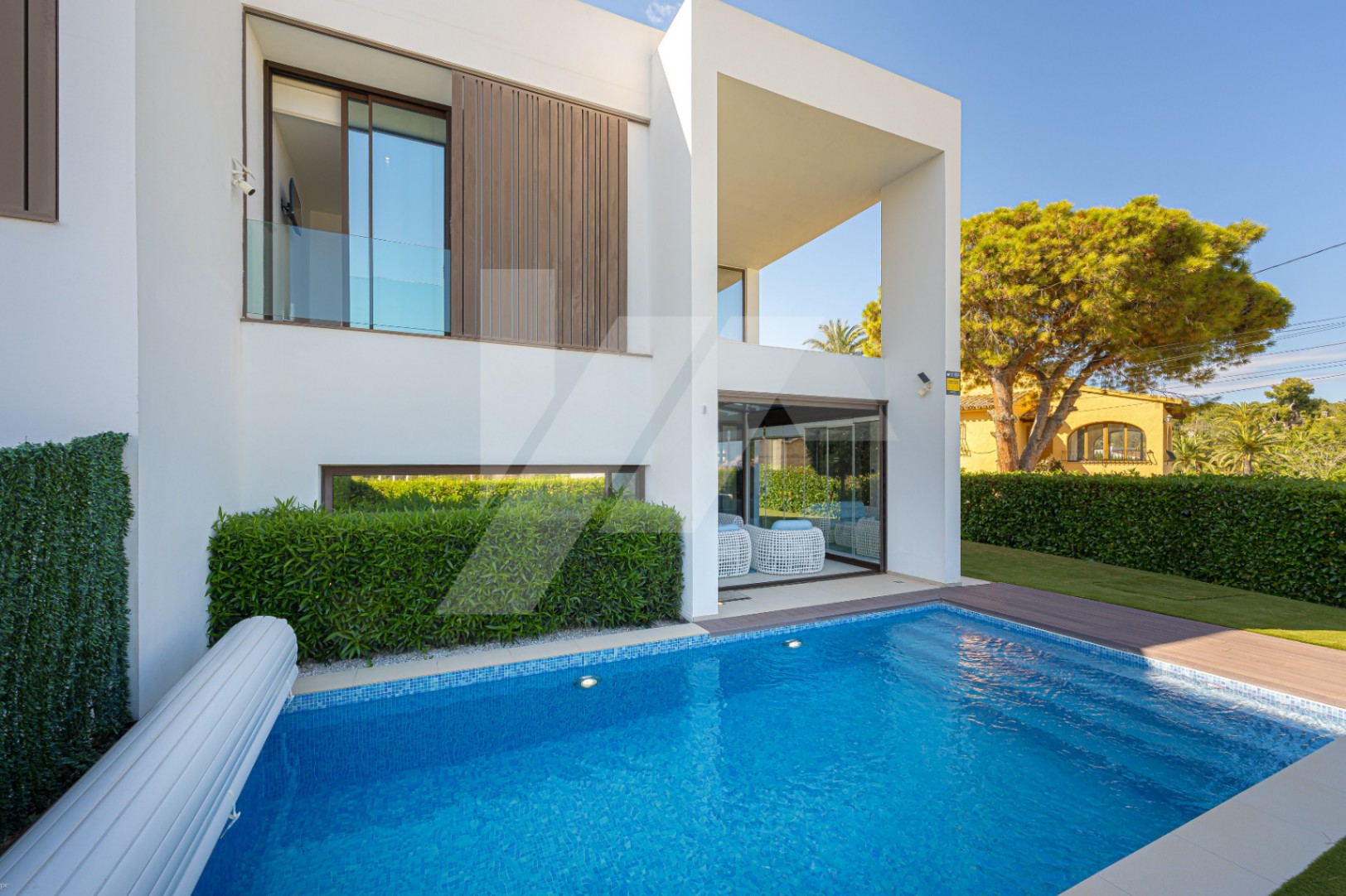 Moderne Villa zu verkaufen in Moraira mit Meerblick, Costa Blanca.