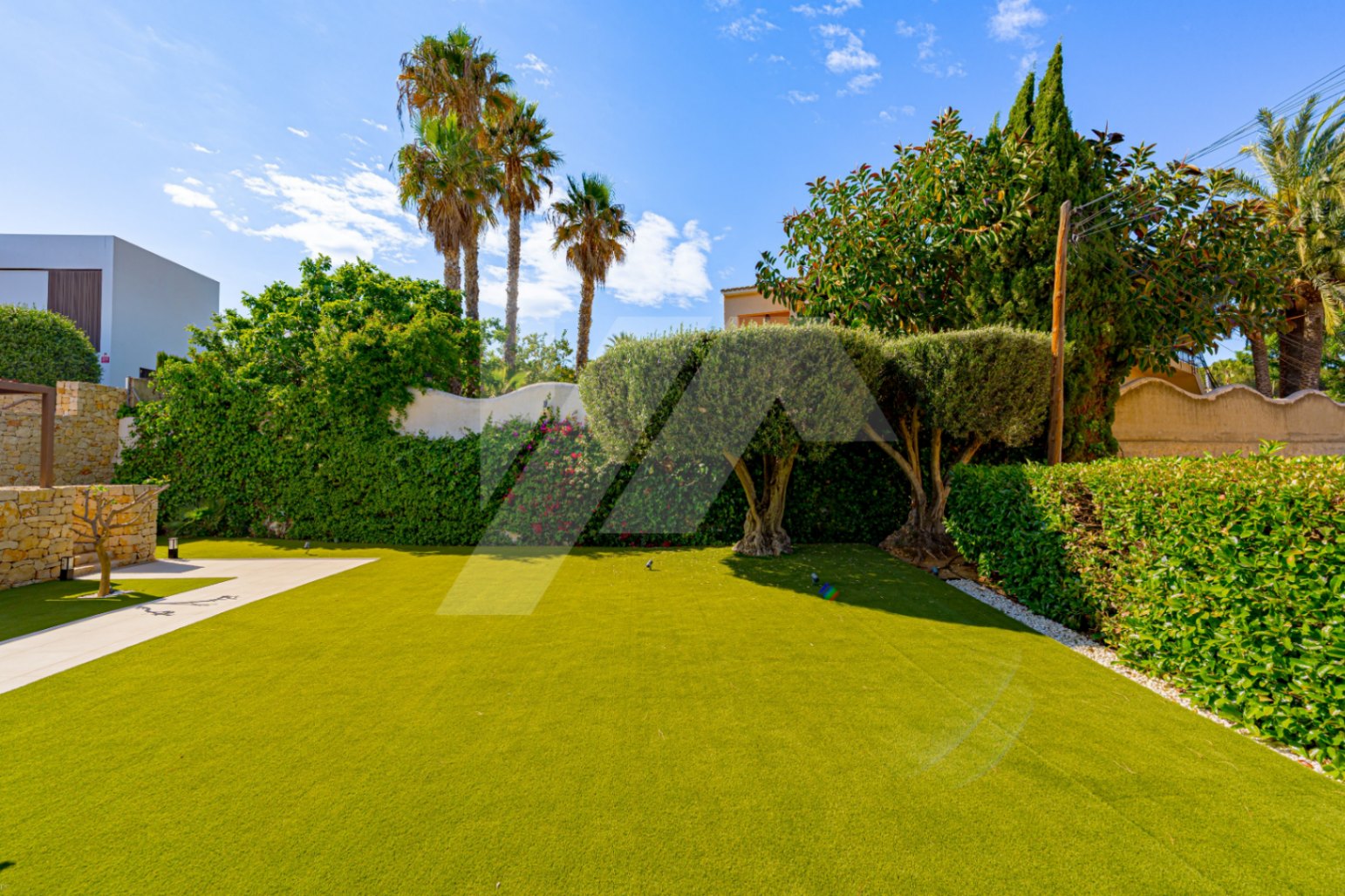 Moderne Villa zu verkaufen in Moraira mit Meerblick, Costa Blanca.