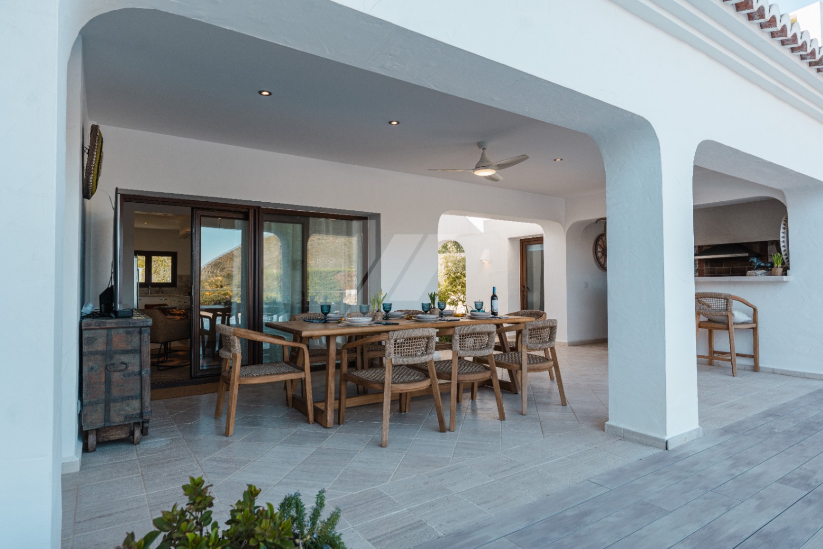 Villa im ibizenkischen Stil zu verkaufen in Moraira, Costa Blanca.