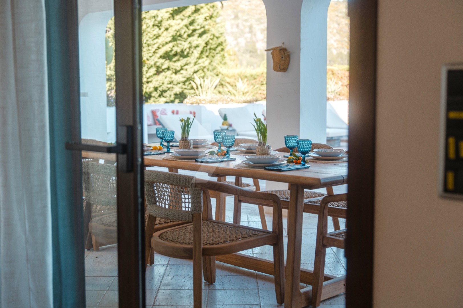 Villa im ibizenkischen Stil zu verkaufen in Moraira, Costa Blanca.