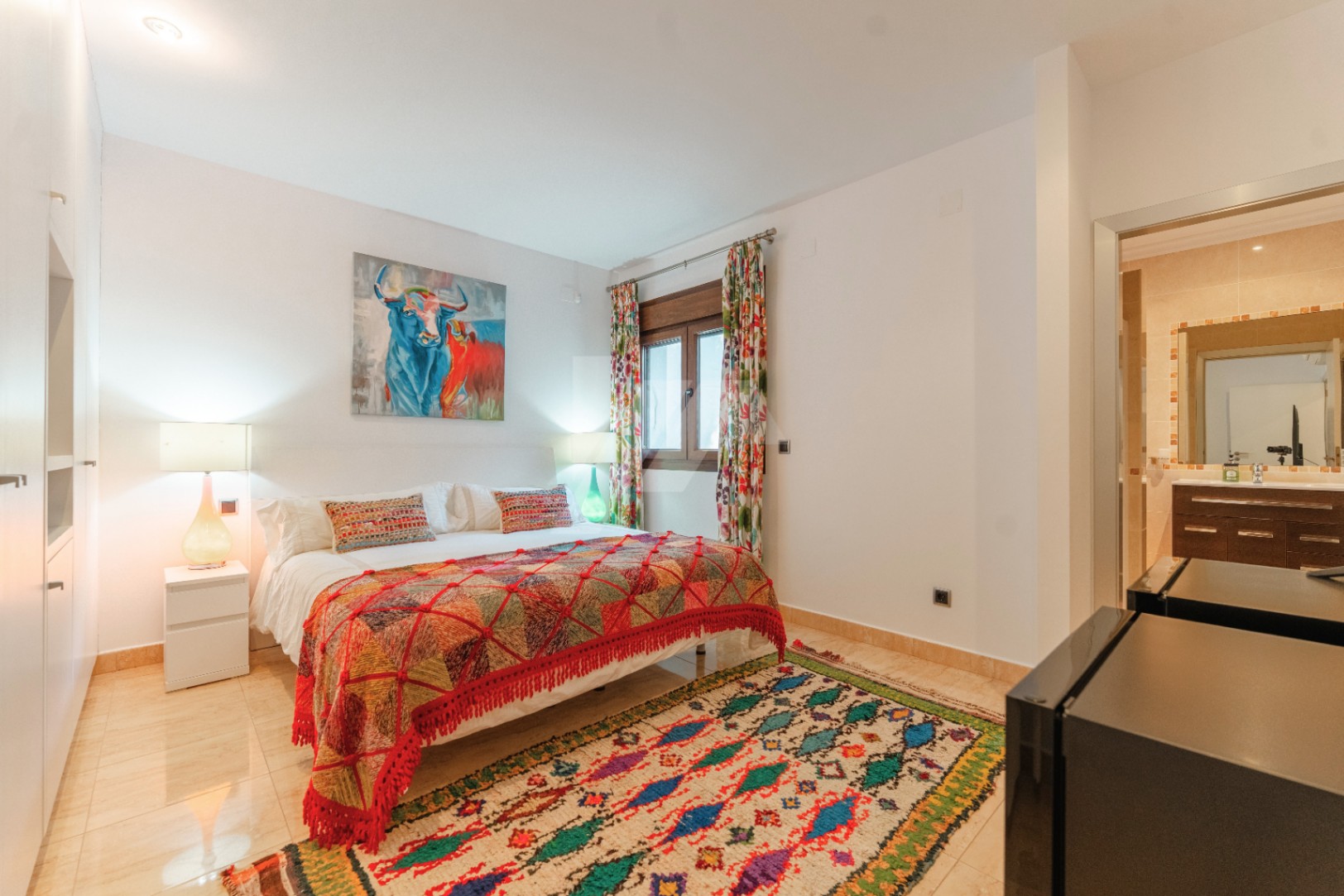 Villa im ibizenkischen Stil zu verkaufen in Moraira, Costa Blanca.