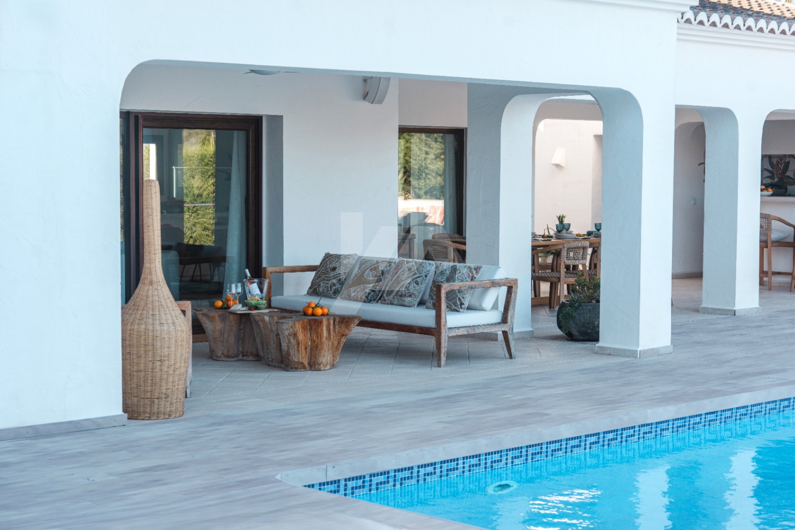 Villa im ibizenkischen Stil zu verkaufen in Moraira, Costa Blanca.