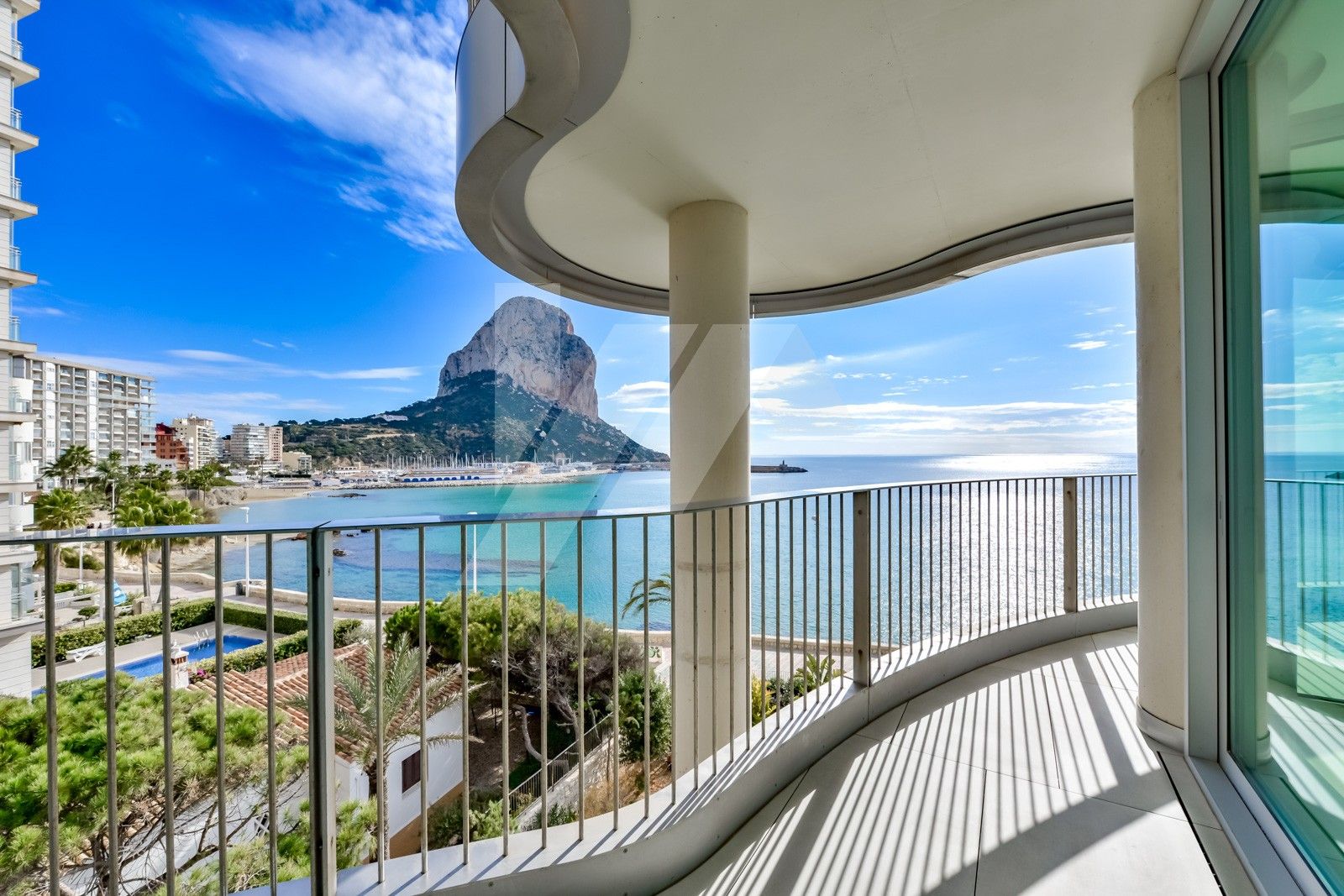 Exklusive Wohnung zu verkaufen in erster Linie in Calpe, Costa Blanca.