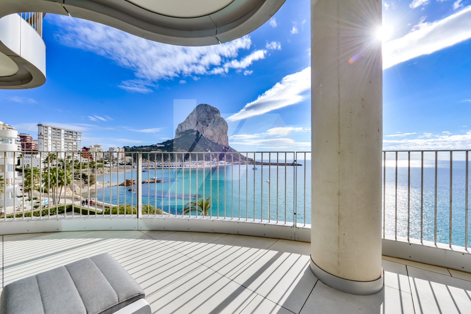 Exklusive Wohnung zu verkaufen in erster Linie in Calpe, Costa Blanca.