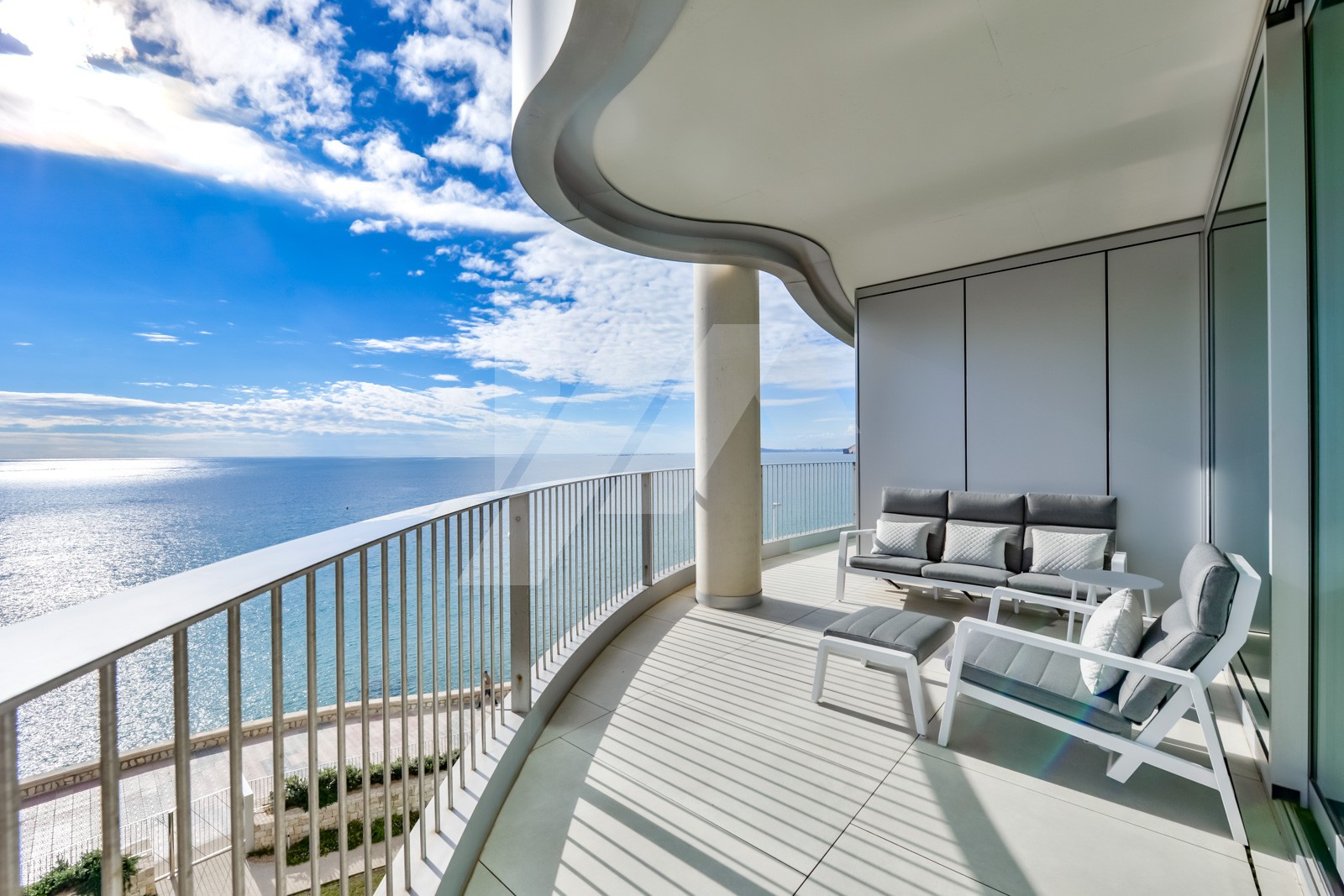 Exklusive Wohnung zu verkaufen in erster Linie in Calpe, Costa Blanca.