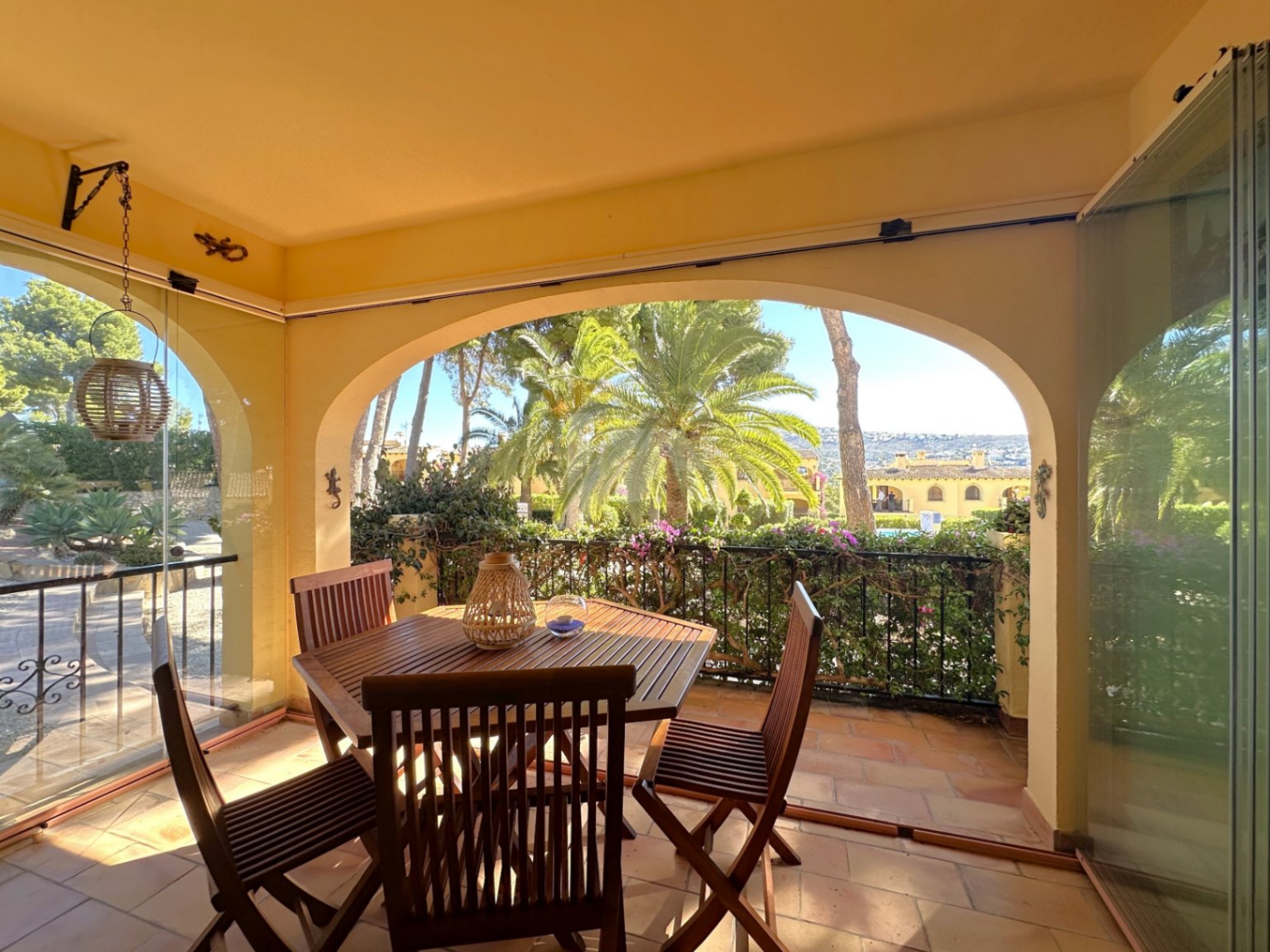 Wohnung zu verkaufen in Moraira, Costa Blanca.