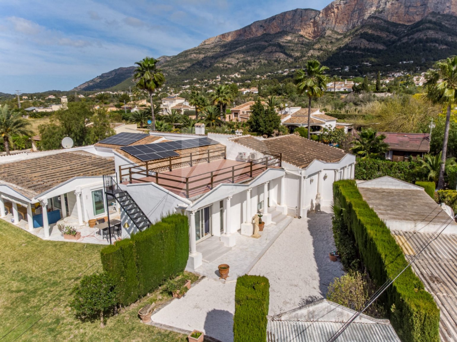 Exklusive Villa zum Verkauf in Javea, Costa Blanca.
