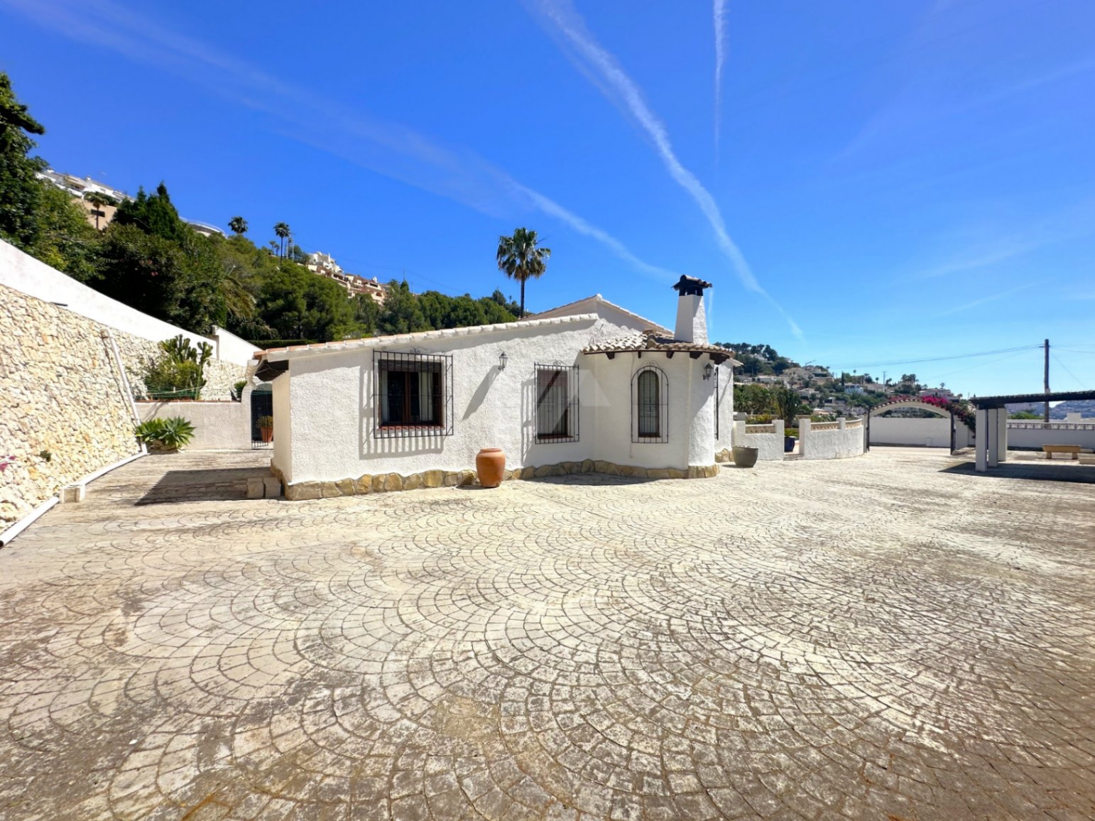 Villa zu verkaufen in Moraira, Costa Blanca.