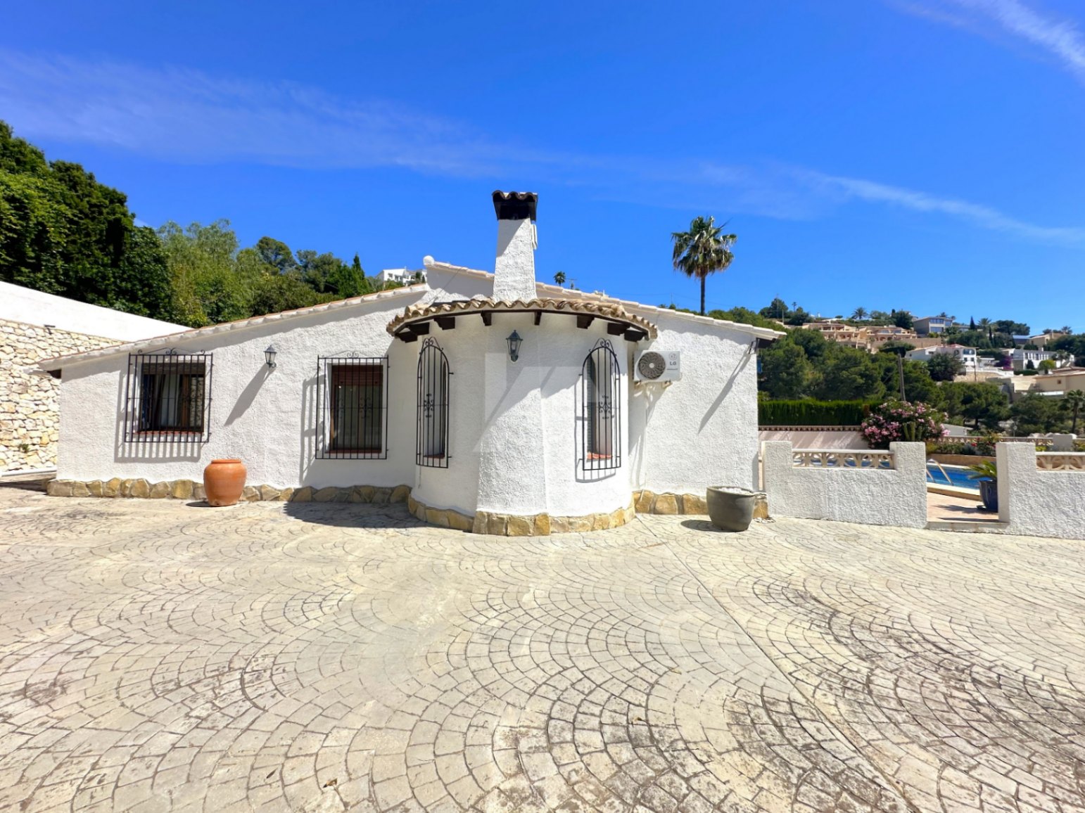 Villa zu verkaufen in Moraira, Costa Blanca.