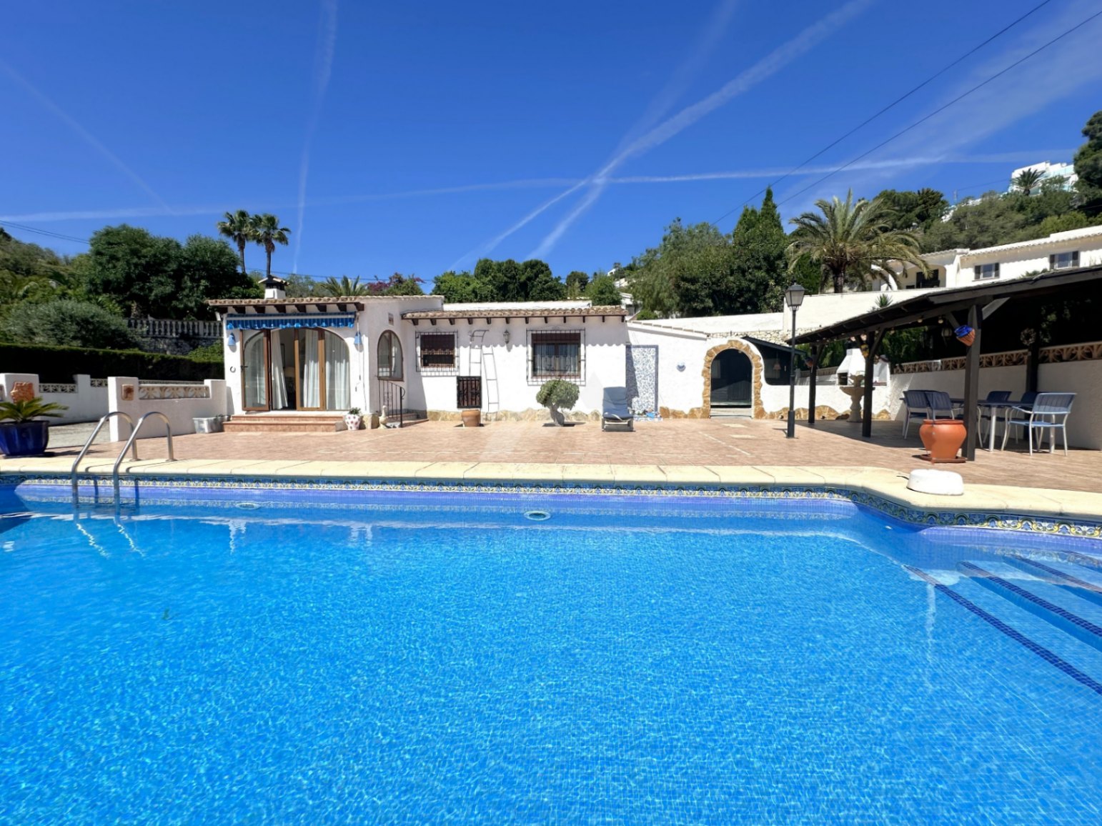 Villa zu verkaufen in Moraira, Costa Blanca.