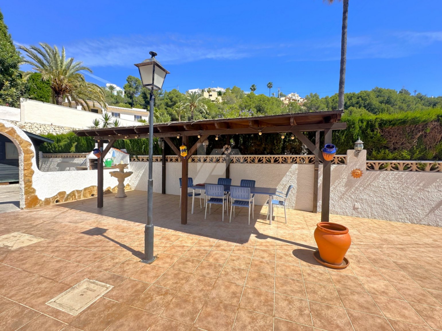 Villa zu verkaufen in Moraira, Costa Blanca.