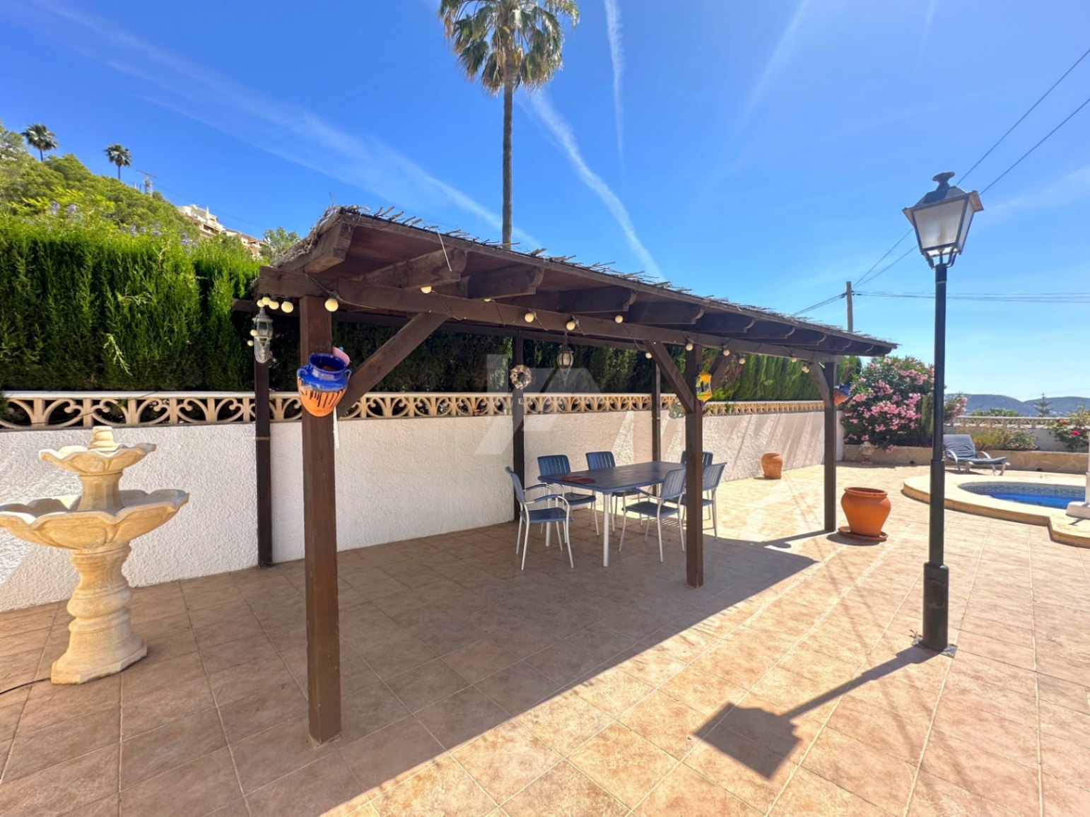 Villa zu verkaufen in Moraira, Costa Blanca.