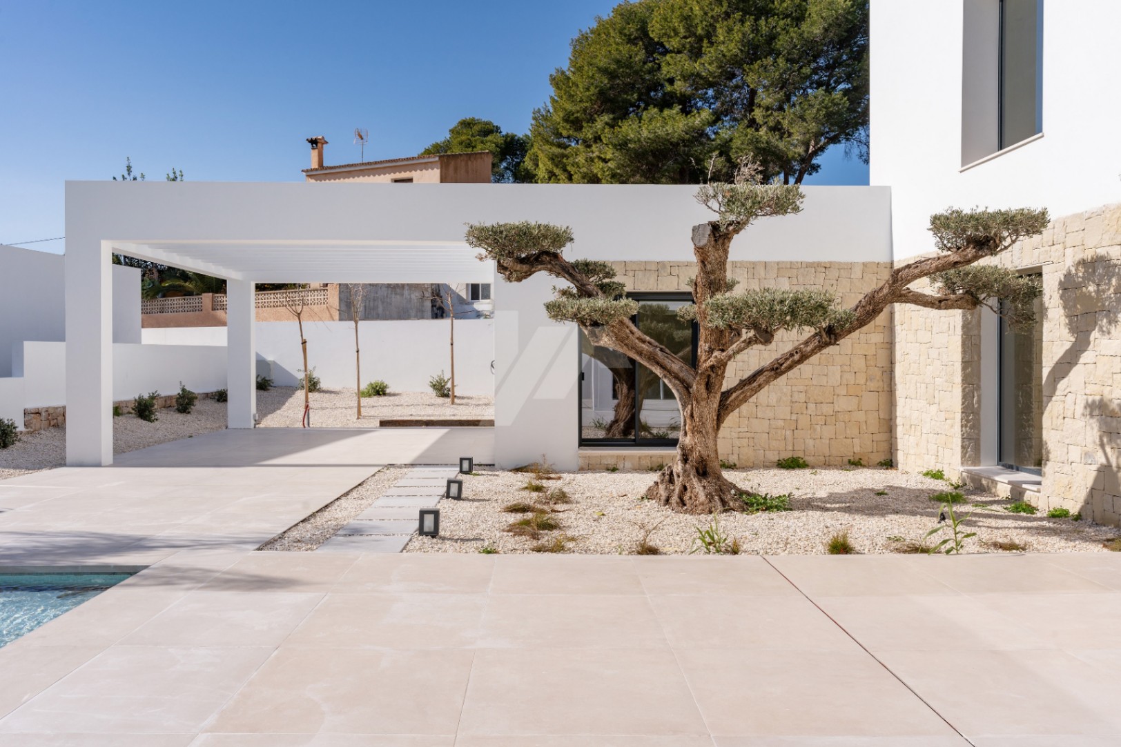 Luxusvilla mit Meerblick zum Verkauf in Moraira, Costa Blanca.