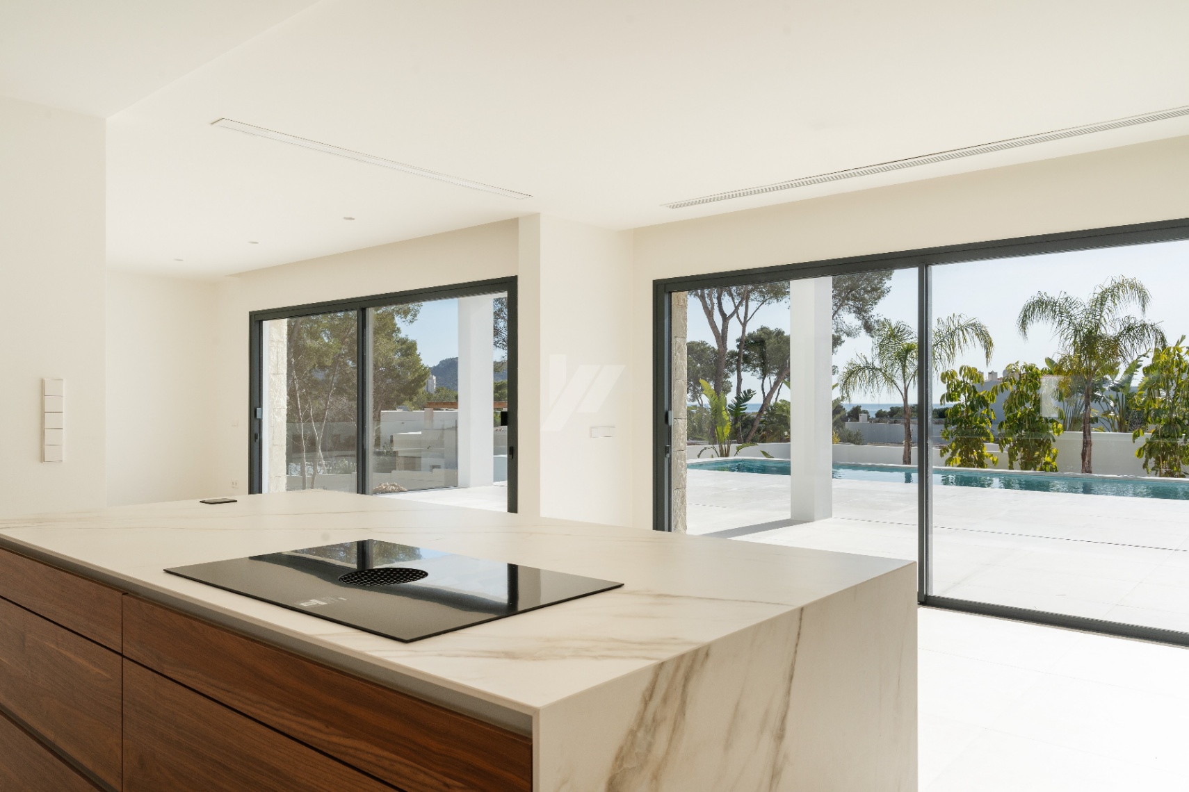 Luxusvilla mit Meerblick zum Verkauf in Moraira, Costa Blanca.