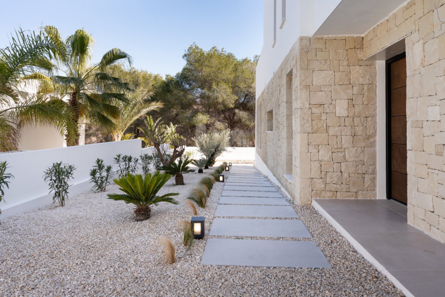 Luxusvilla mit Meerblick zum Verkauf in Moraira, Costa Blanca.