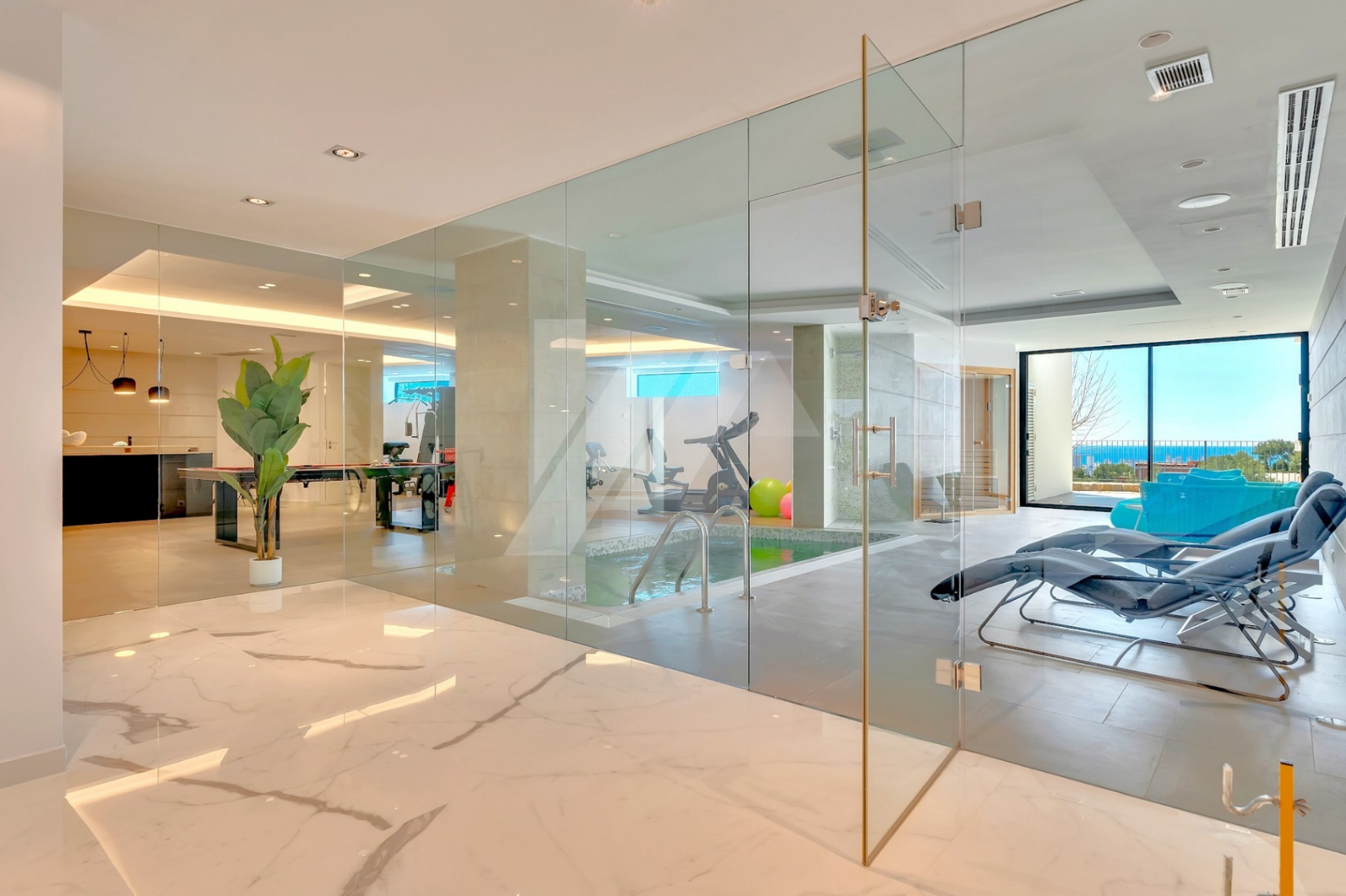Villa de lujo con vistas panorámicas al mar en venta en Benissa, Costa Blanca.