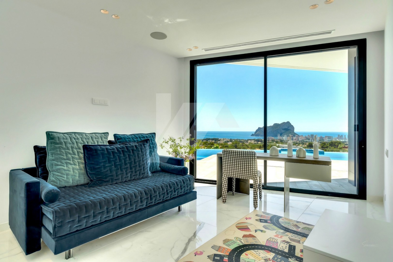 Villa de lujo con vistas panorámicas al mar en venta en Benissa, Costa Blanca.