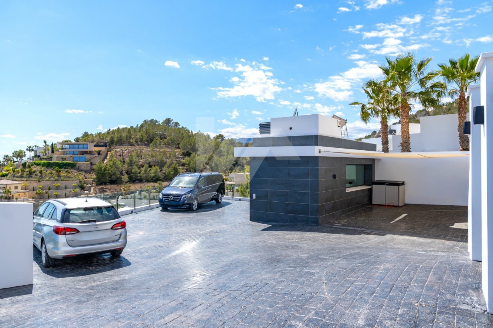 Villa de lujo con vistas panorámicas al mar en venta en Benissa, Costa Blanca.
