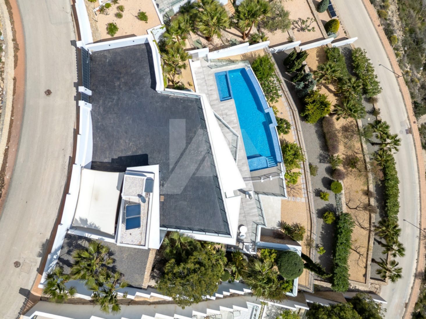 Villa de lujo con vistas panorámicas al mar en venta en Benissa, Costa Blanca.