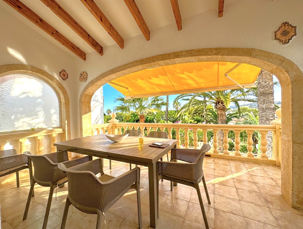 Bungalow zu verkaufen in Moraira, Costa Blanca.