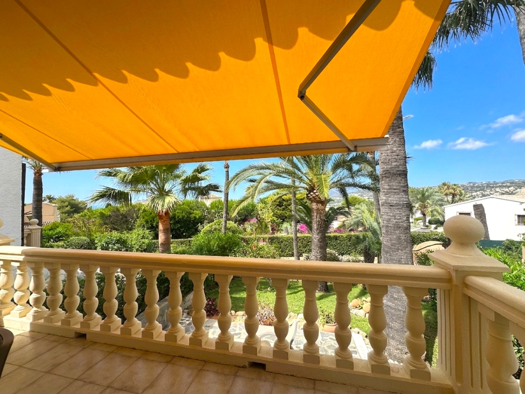 Bungalow zu verkaufen in Moraira, Costa Blanca.