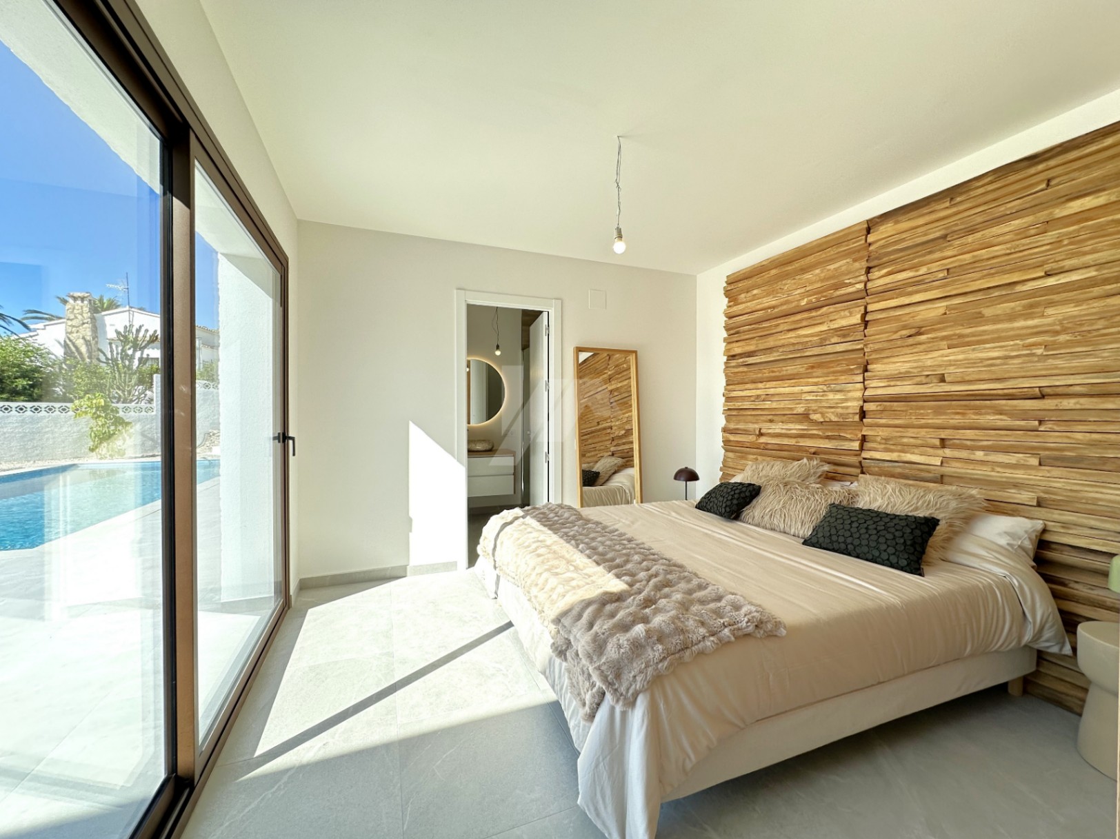 Luxusvilla zu verkaufen in Moraira, Costa Blanca.